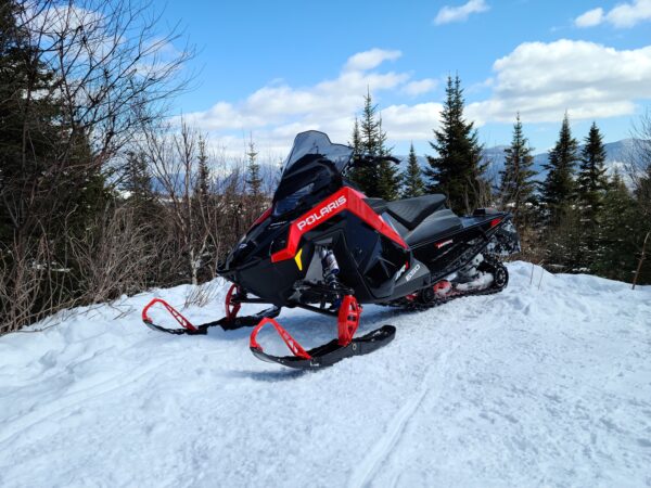 Polaris INDY VR1 650 Snowmobile